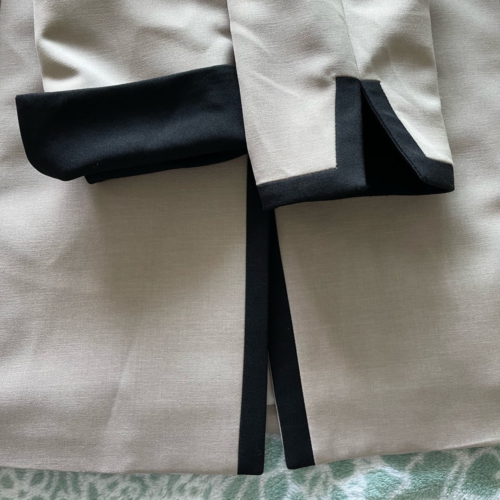 Le Suit Trench Coat - Picture 5 of 5